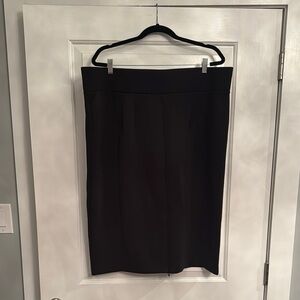 Chic Black Pencil Skirt